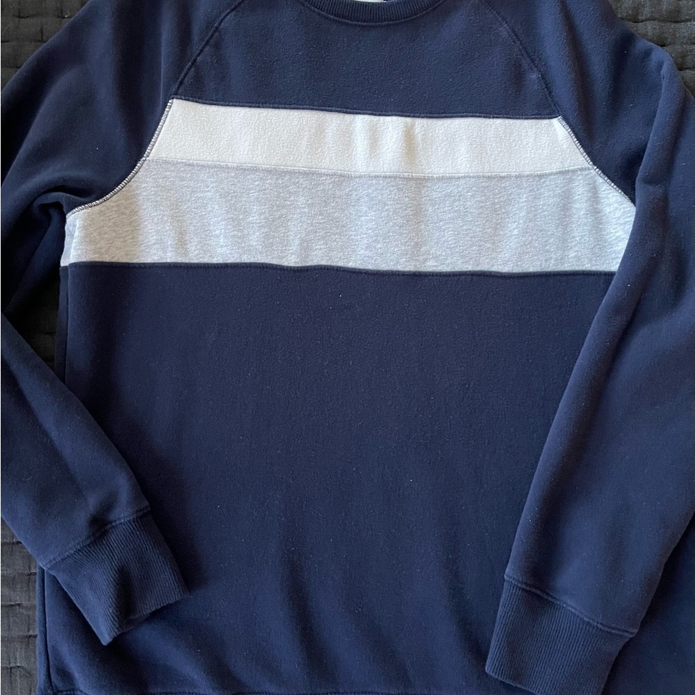 Men's Navy Blue and Gray Sweater